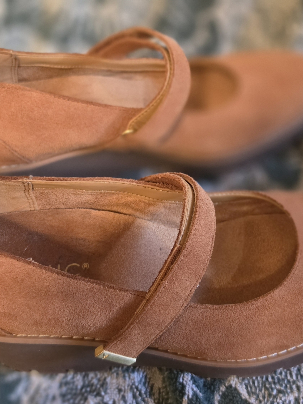 Vionic Brown Wedge Sandals with Patterned Lug Soles - Picture 4 of 8